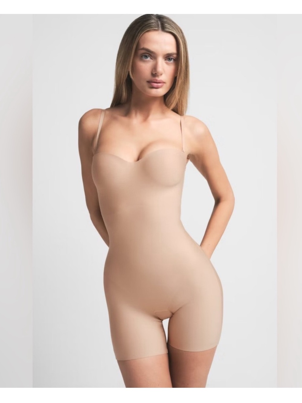 Skims Body Core Sculpt
Underwire Mid Thigh Bodysuit Small
